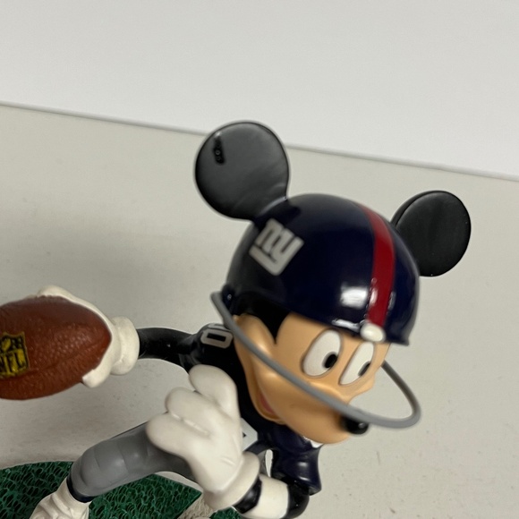 Hamilton Collection New York Giants Mickey Mouse Figure Collectible Rare New - Picture 7 of 11